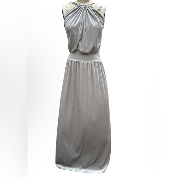 Halter Neck Blouson Maxi Dress
GO COUTURE sz Large - Picture 1 of 5